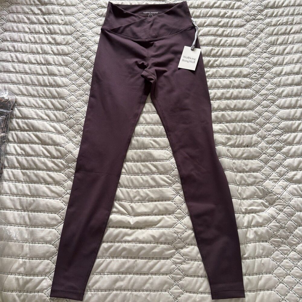 Wellbeing + Beingwell Flowwell Callista Crossover Legging in Raisin XS
